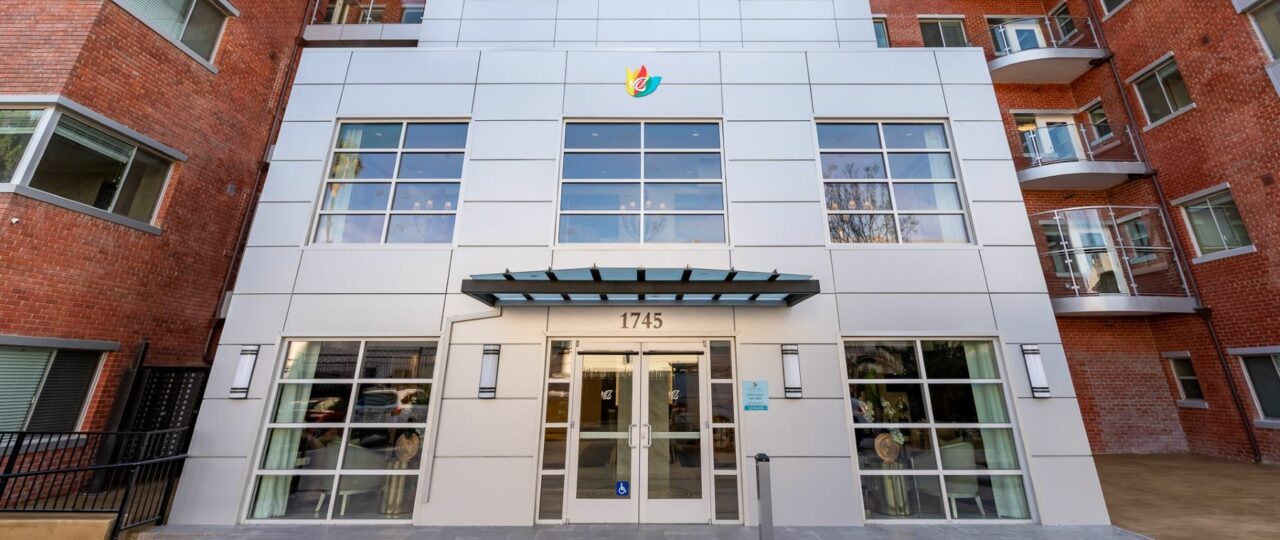 Hollywood Hills Senior Living